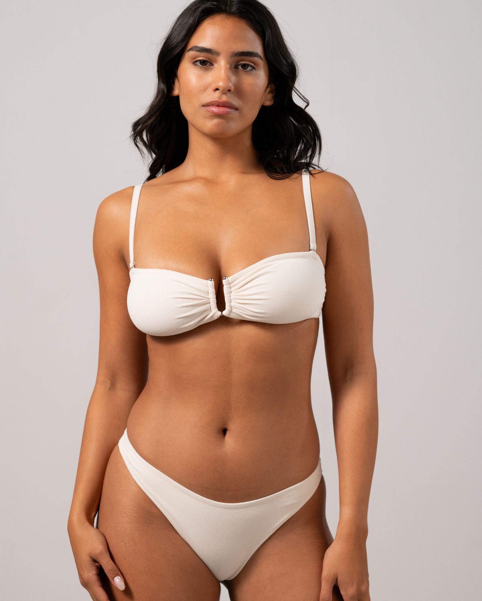 model-name=Pierina|model-size=M