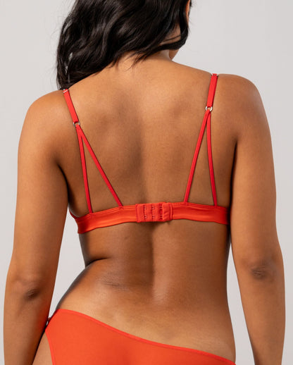 |model-size=M|#color_fiery-red