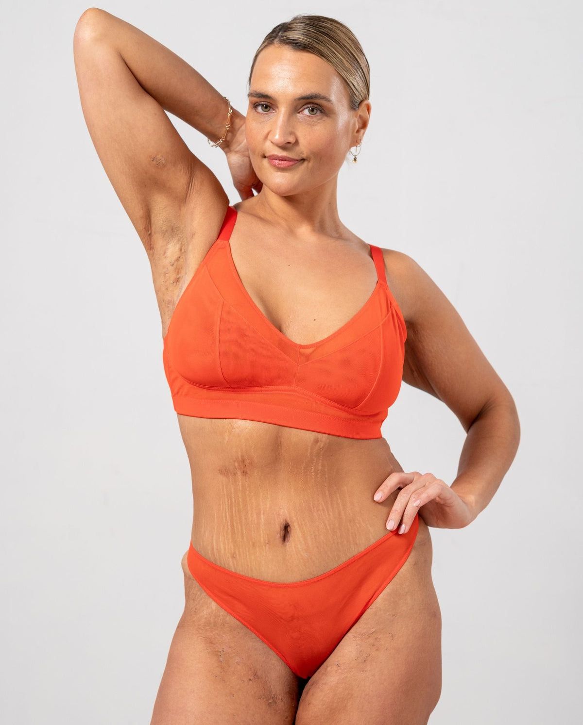 model-name=Rosalie|model-size=L+