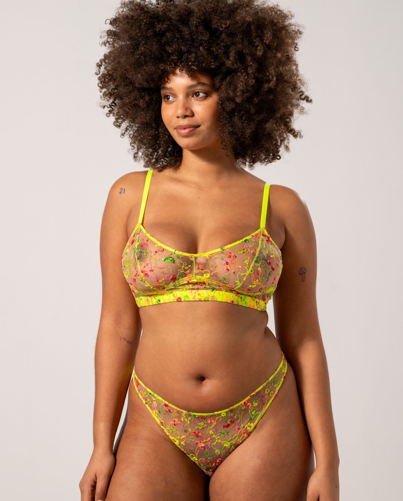 |model-size=XL|