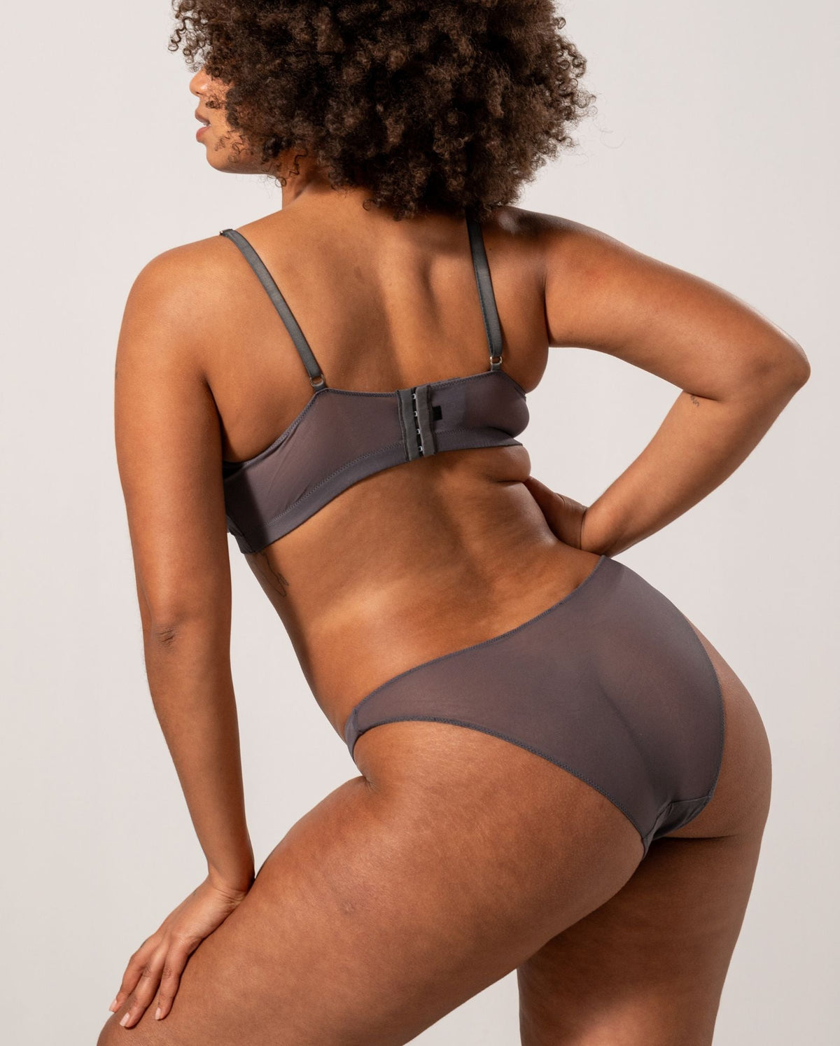 |model-size=XL|