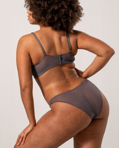 |model-size=XL|