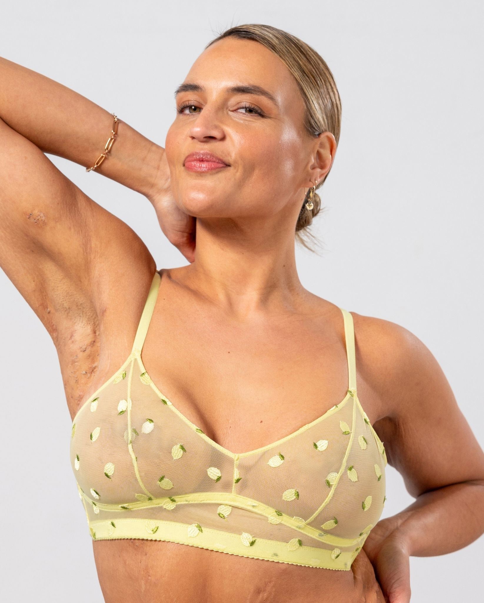 model-name=Rosalie|model-size=XL