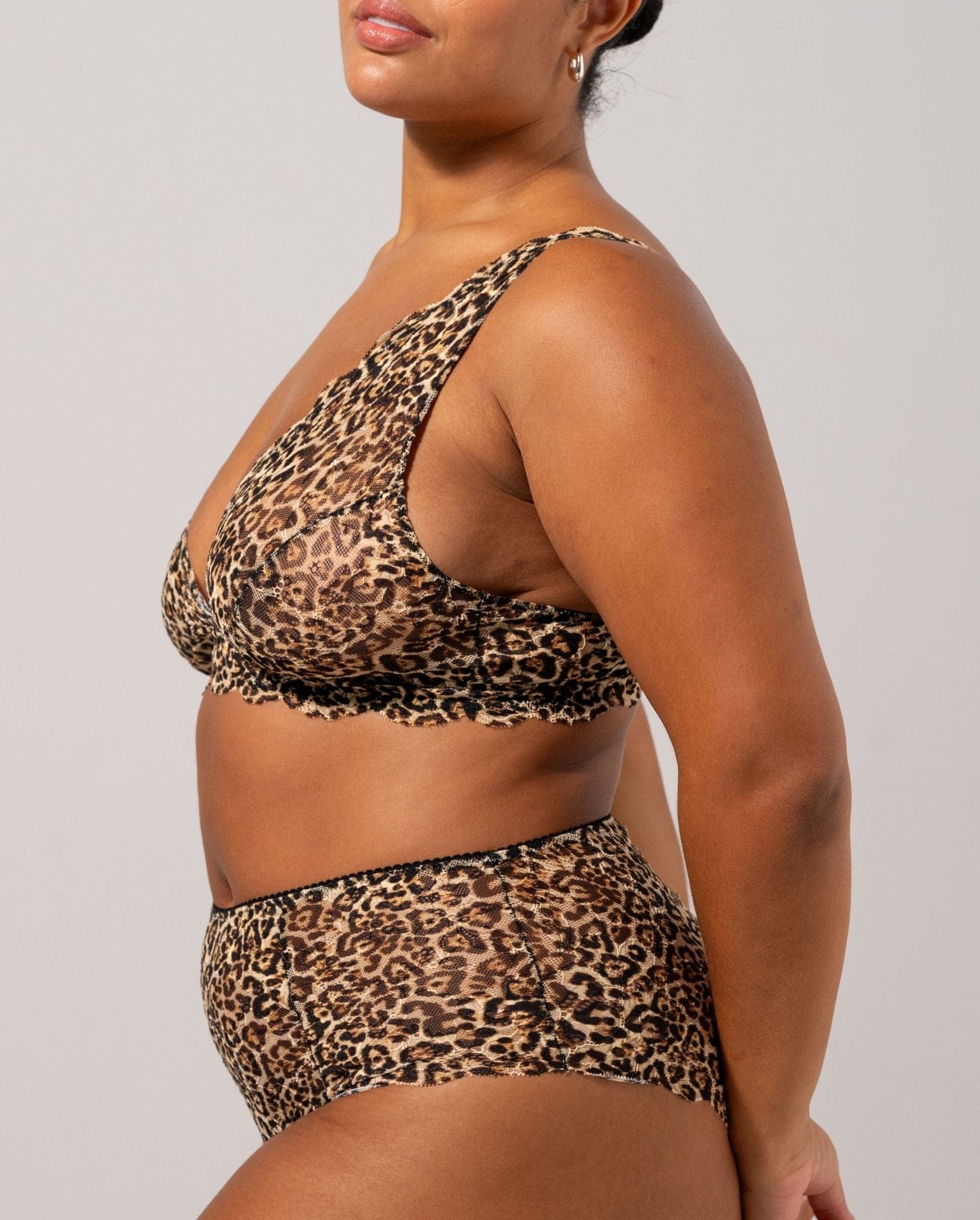 model-name=Poppy|model-size=XL