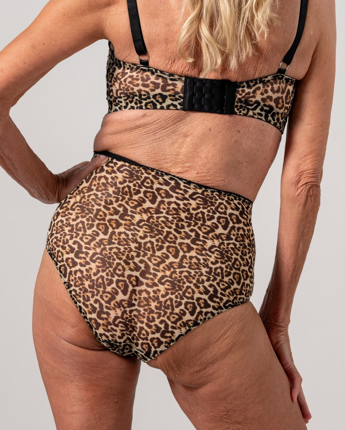 model-name=Gunilla|model-size=L
