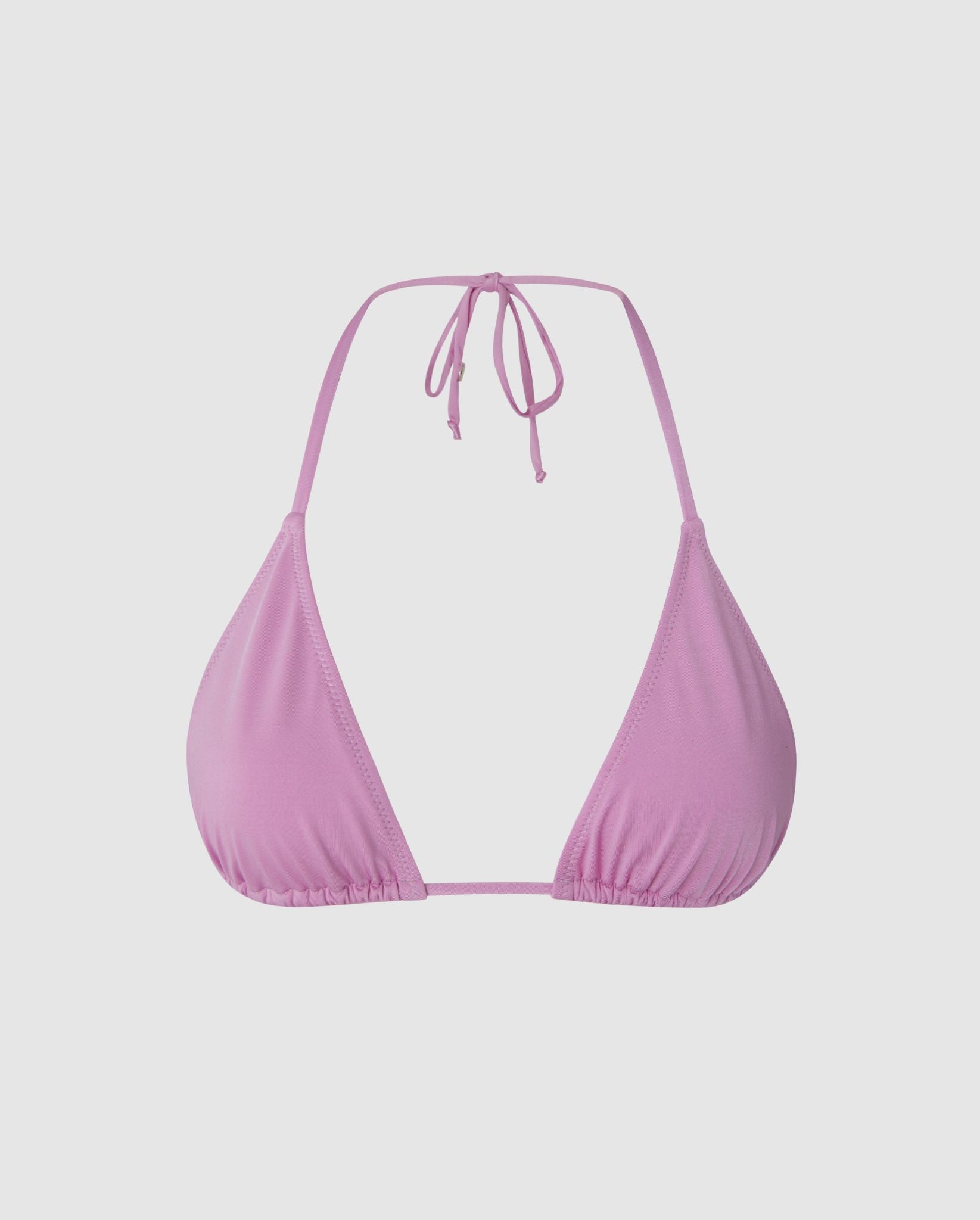 An triangle bikini top in lilac with straps. 