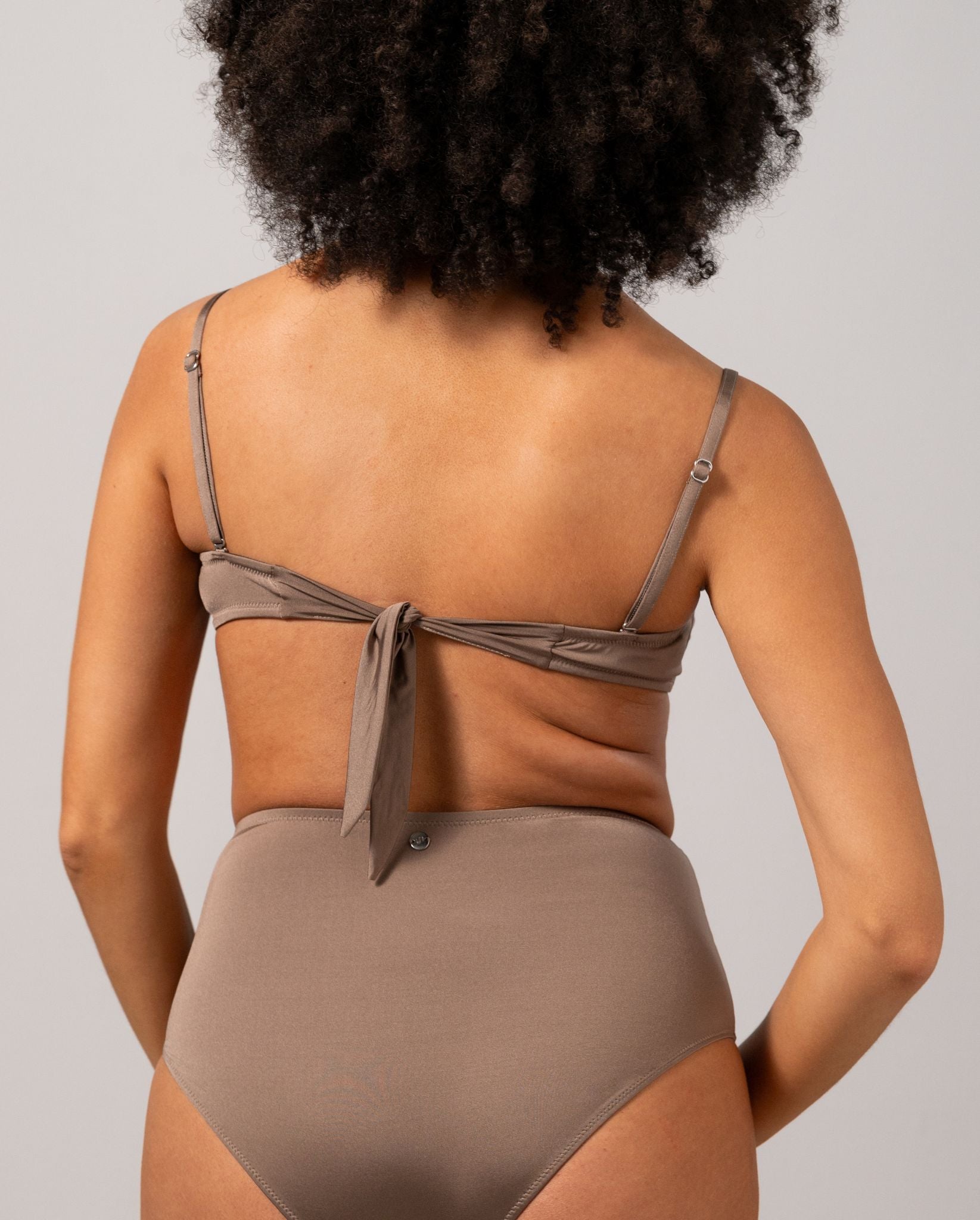 model-name=Daisy|model-size=S