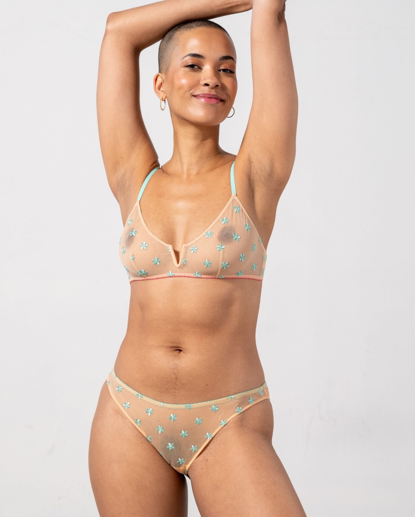 model-name=Rebecca|model-size=M