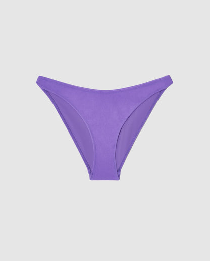 An bikini bottom in lilac.