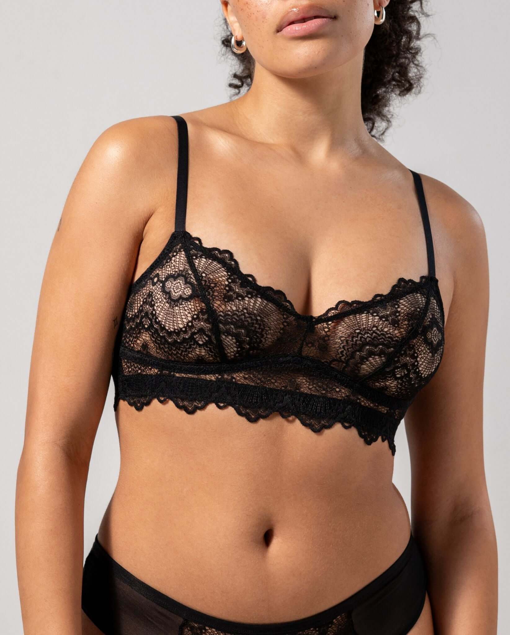 model-name=Laura|model-size=M
