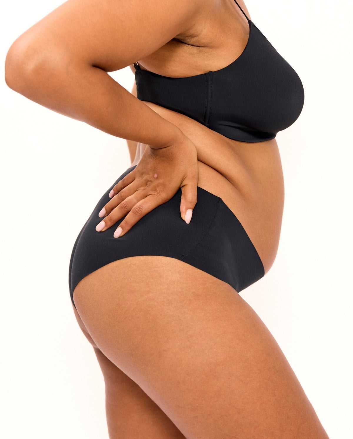 model-name=Simone|model-size=XL/XXL