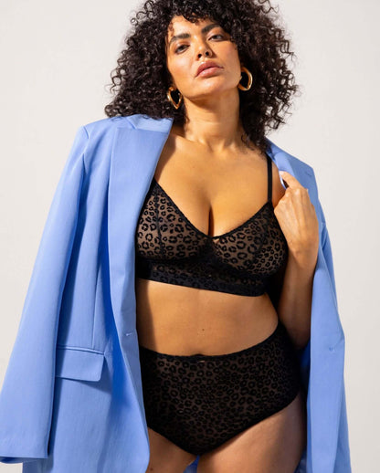 model-name=Saffi|model-size=XL