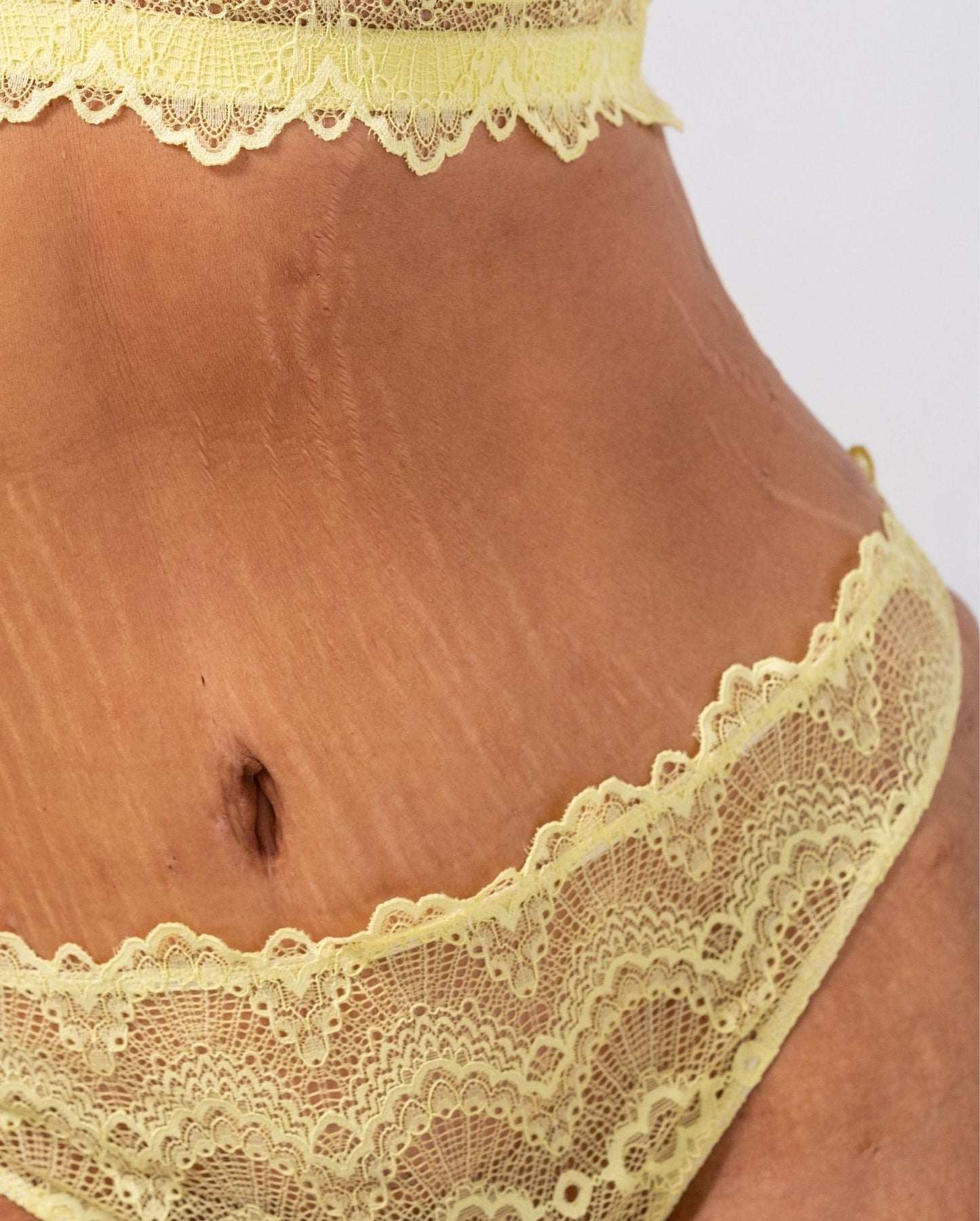 model-name=Rosalie|model-size=L