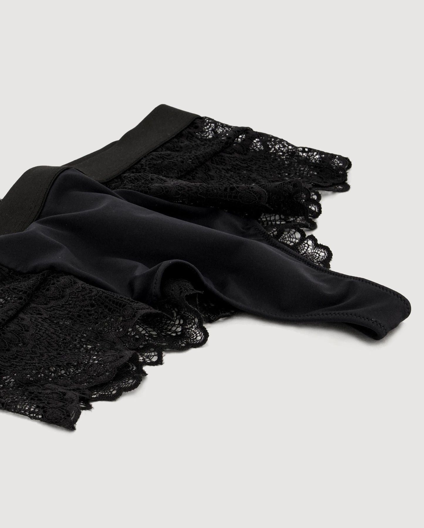 Lace Highwaist String 002 Black