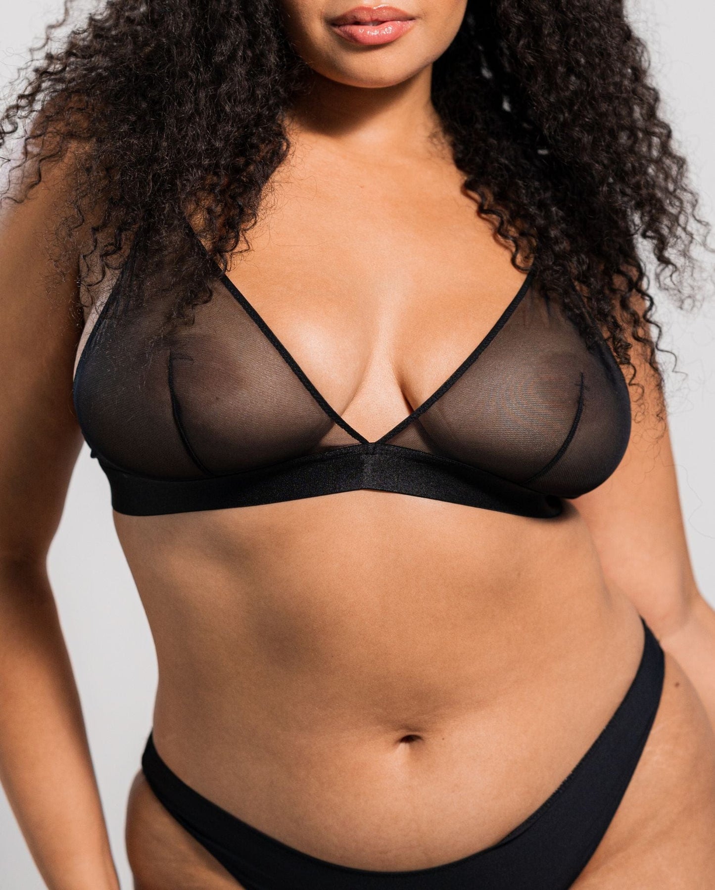 model-name=Hilda|model-size=XL
