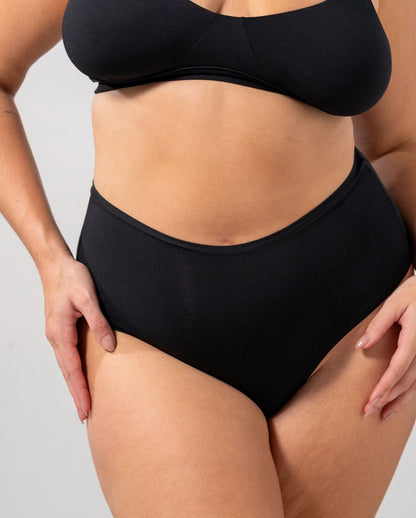 model-name=Maddy|model-size=XXL