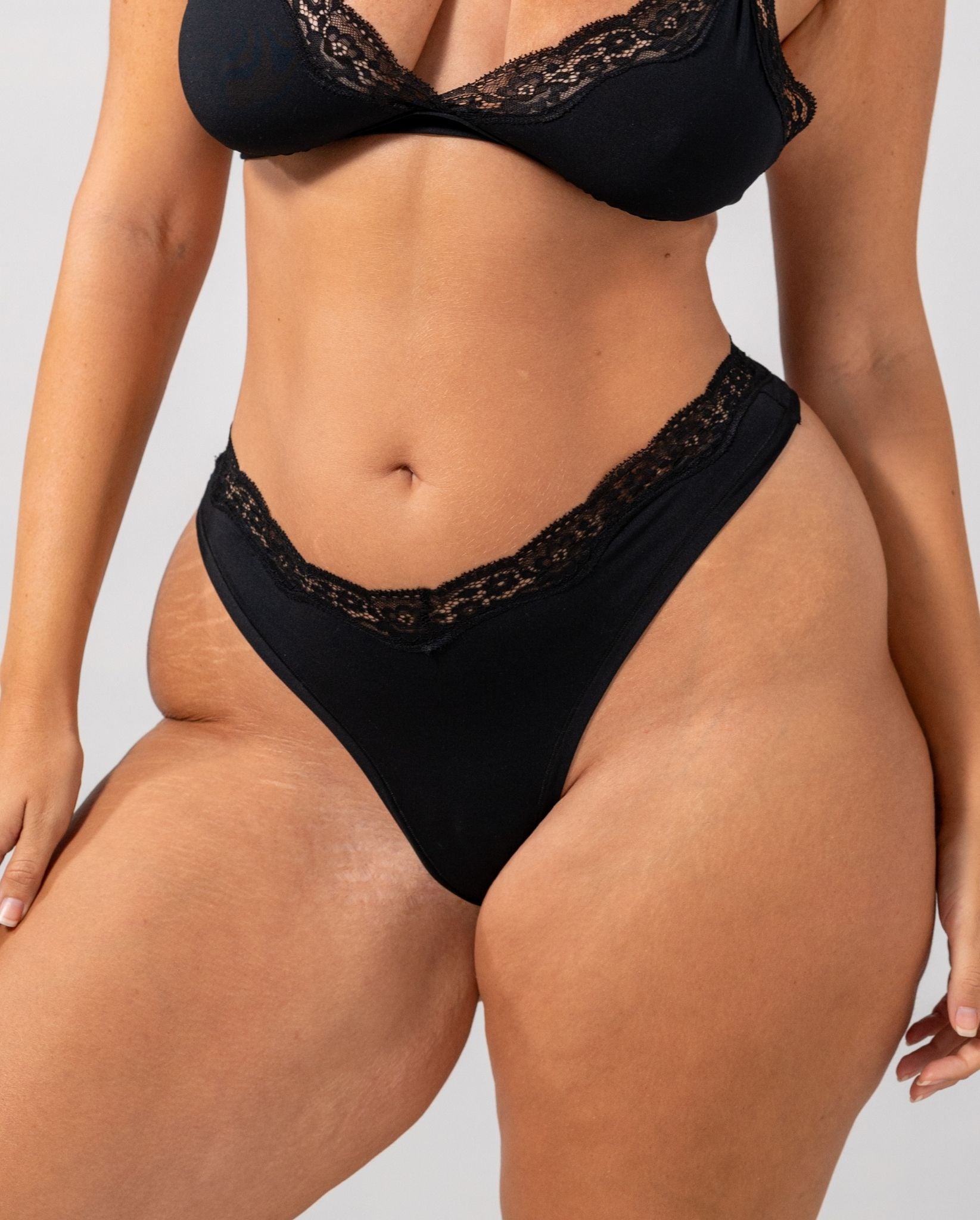model-name=Rae|model-size=XL