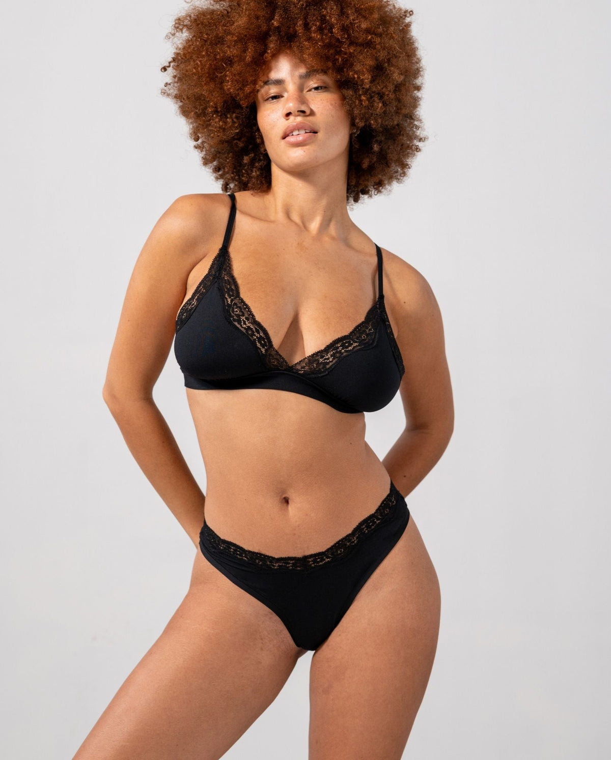 model-name=Laure|model-size=M