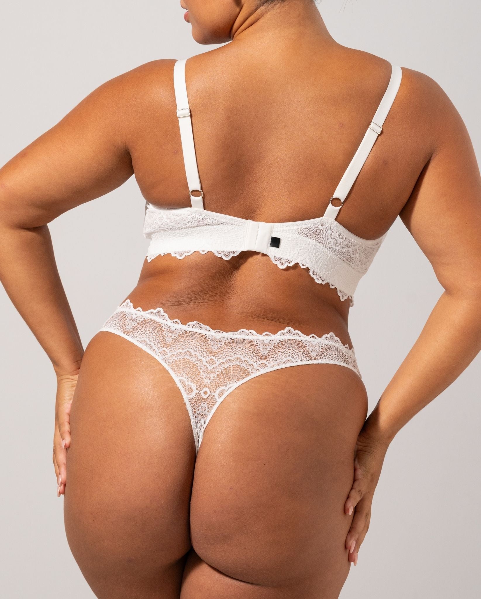 |model-size=XL|