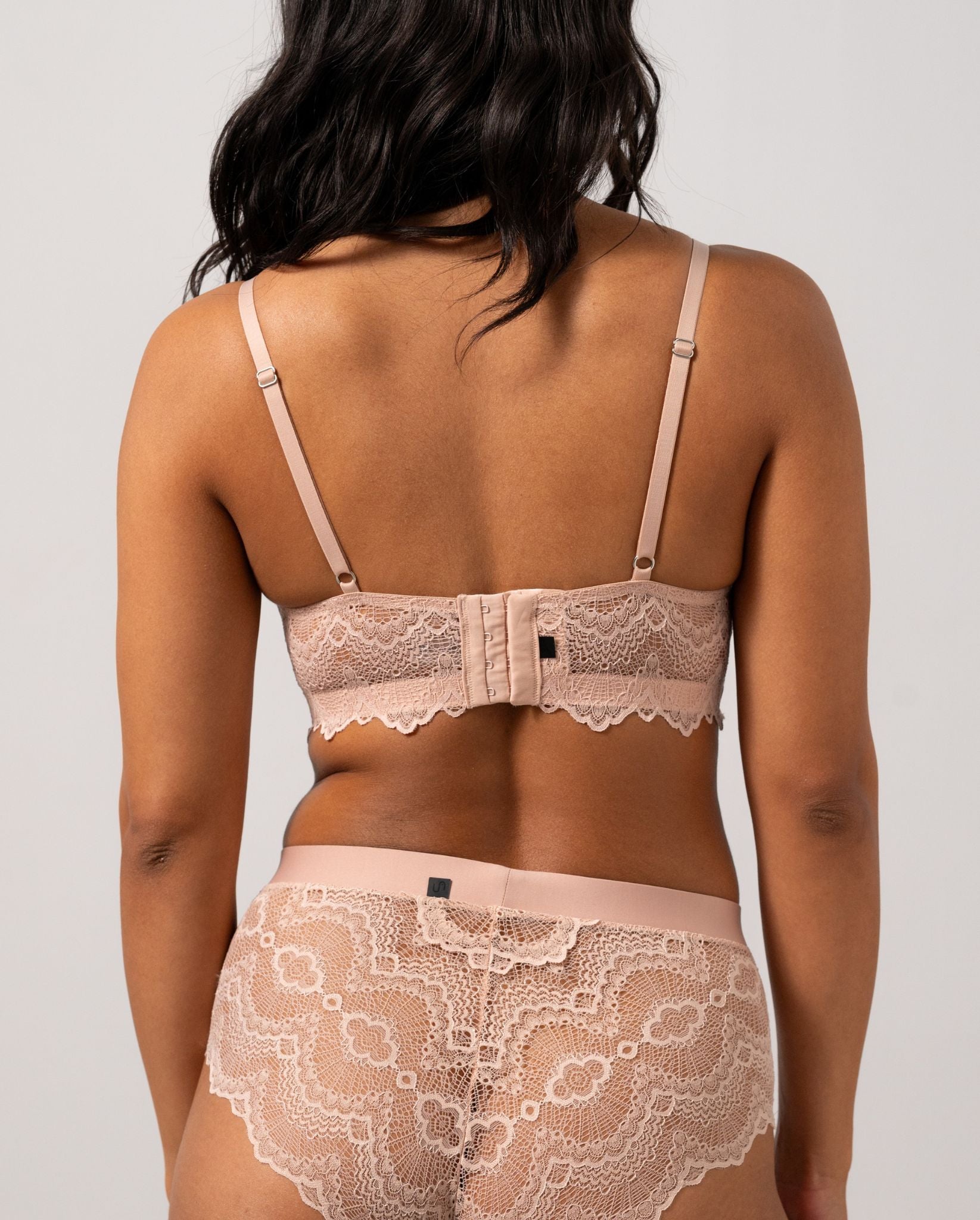 |model-size=M|#color_nude