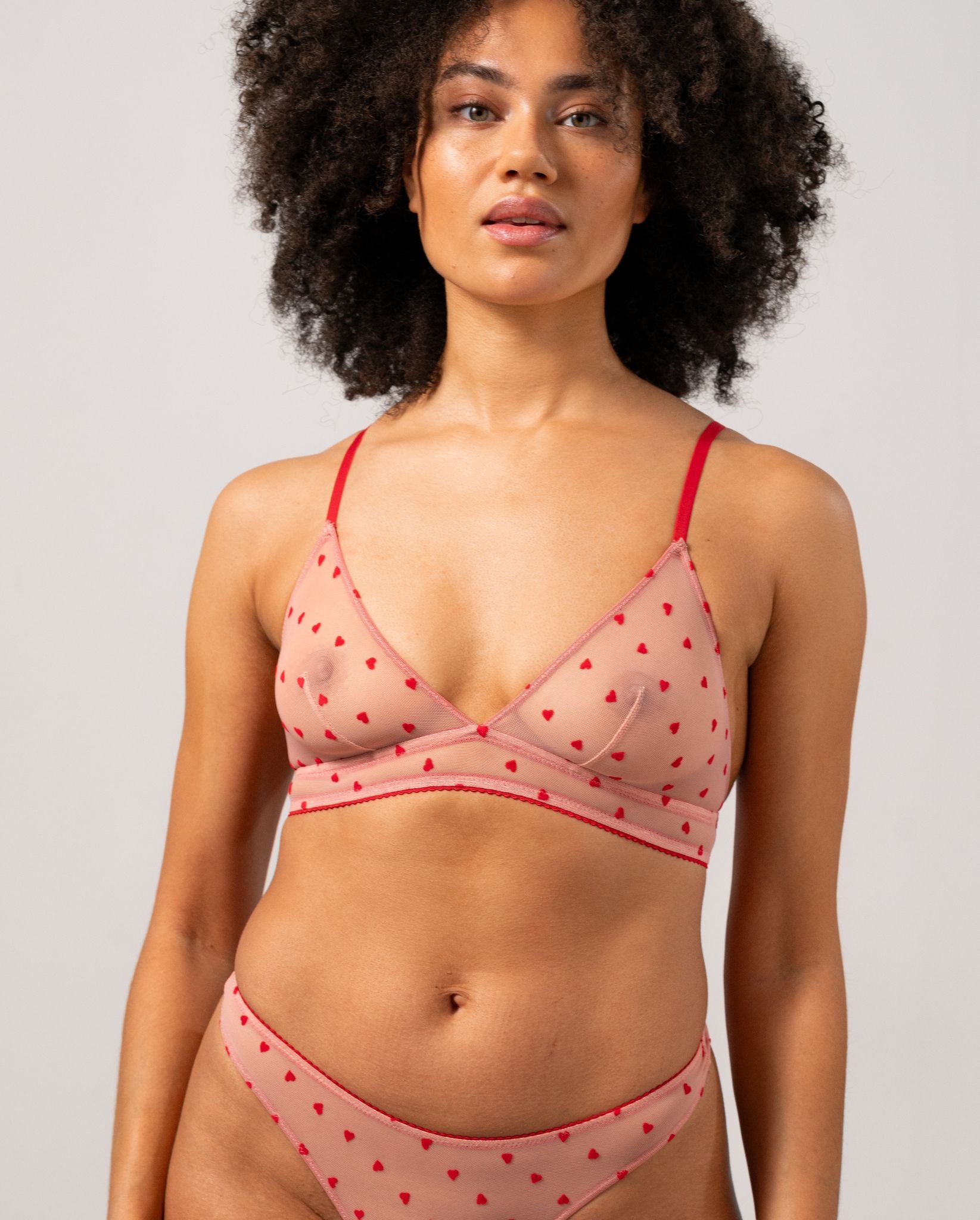 |model-size=S|color_pale-pink-deep-red_main#color_pale-pink-deep-red